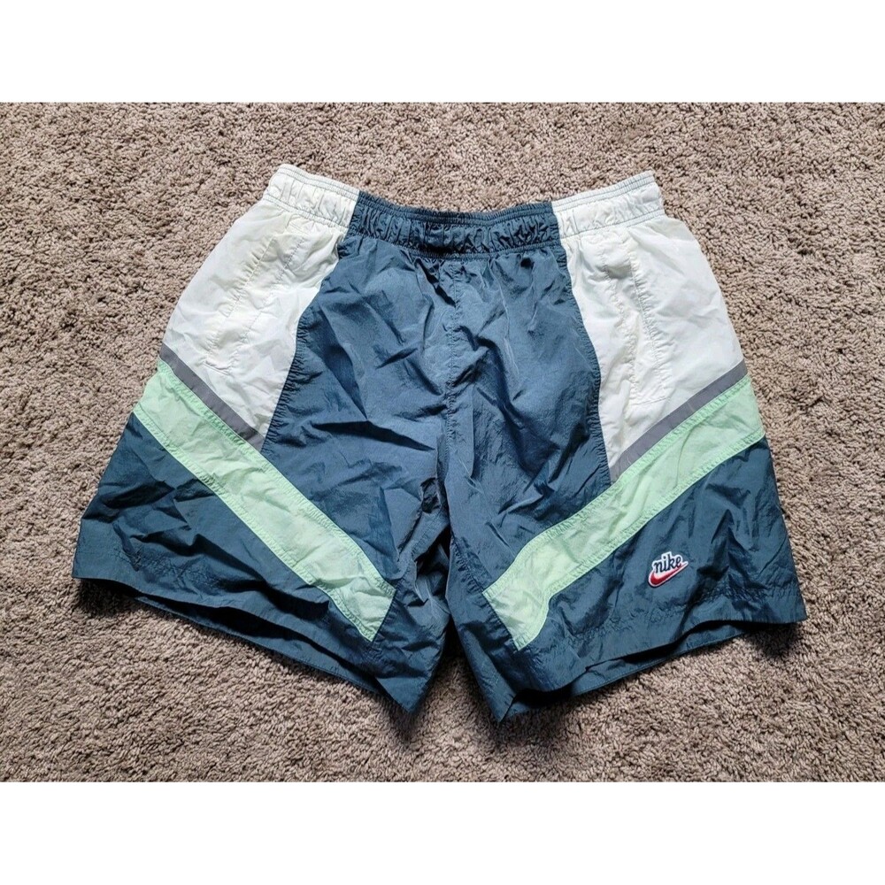 Nike Sportswear Heritage Men's XXL Windrunner Nylon Shorts Ash Green CU4436-133